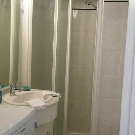 Palais Henri Iv 1chambre Michelon *